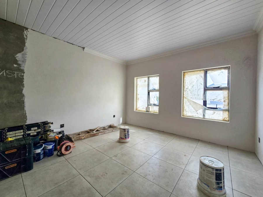 3 Bedroom Property for Sale in Stilbaai Wes Western Cape